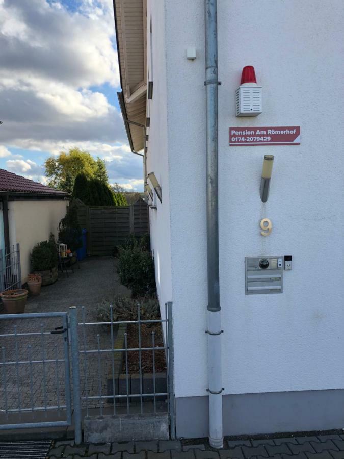 Pension Am Roemerhof Munzenberg Bagian luar foto